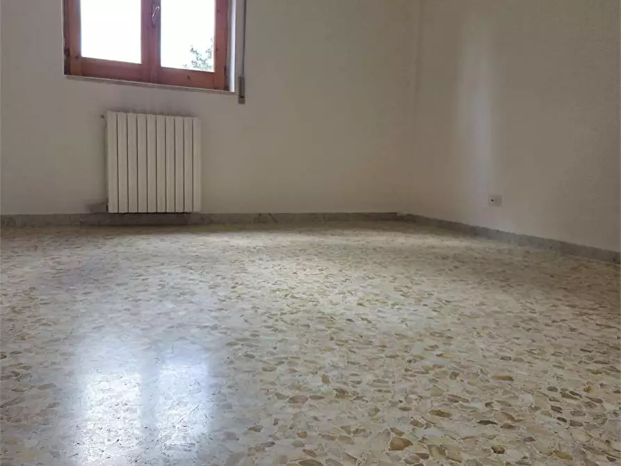 Immagine 23 di Appartamento in vendita  a Bitonto