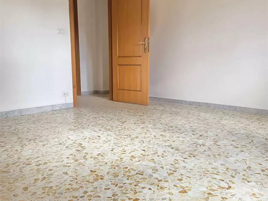 Immagine 25 di Appartamento in vendita  a Bitonto