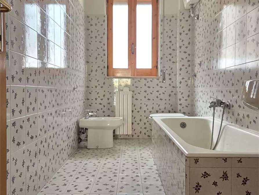 Immagine 33 di Appartamento in vendita  a Bitonto