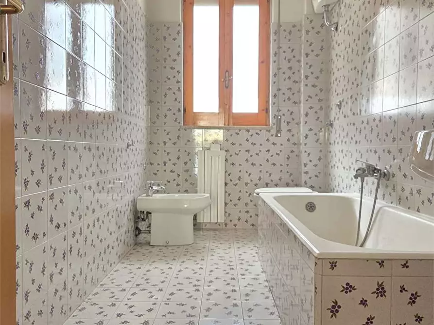 Immagine 34 di Appartamento in vendita  a Bitonto