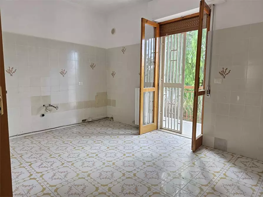 Immagine 37 di Appartamento in vendita  a Bitonto