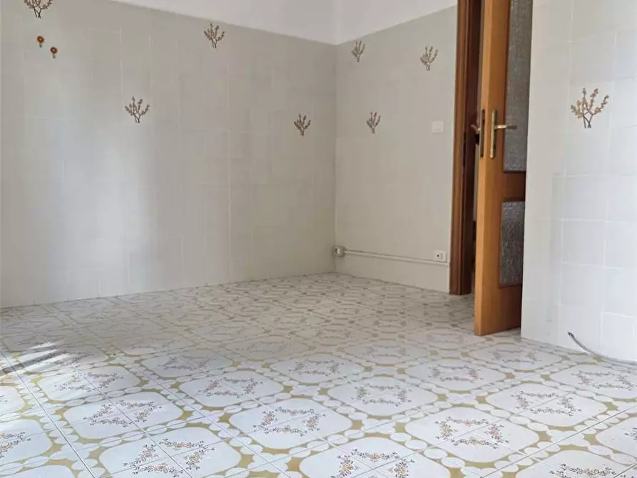 Immagine 38 di Appartamento in vendita  a Bitonto