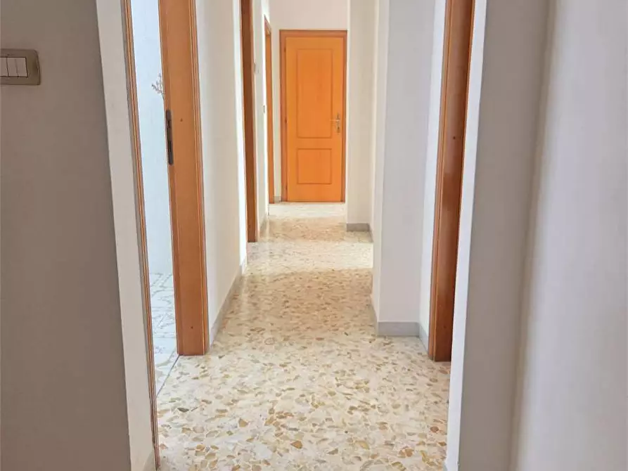 Immagine 44 di Appartamento in vendita  a Bitonto