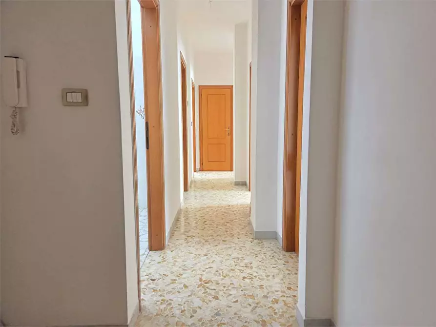 Immagine 45 di Appartamento in vendita  a Bitonto