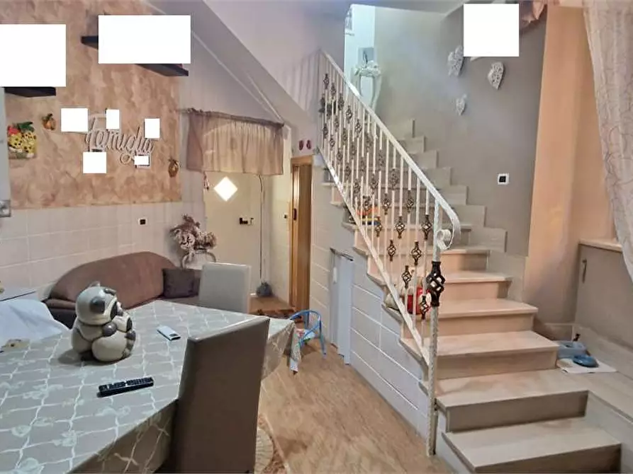 Immagine 18 di Casa indipendente in vendita  a Bitonto