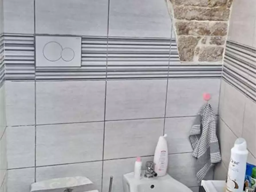 Immagine 12 di Casa indipendente in vendita  a Bitonto