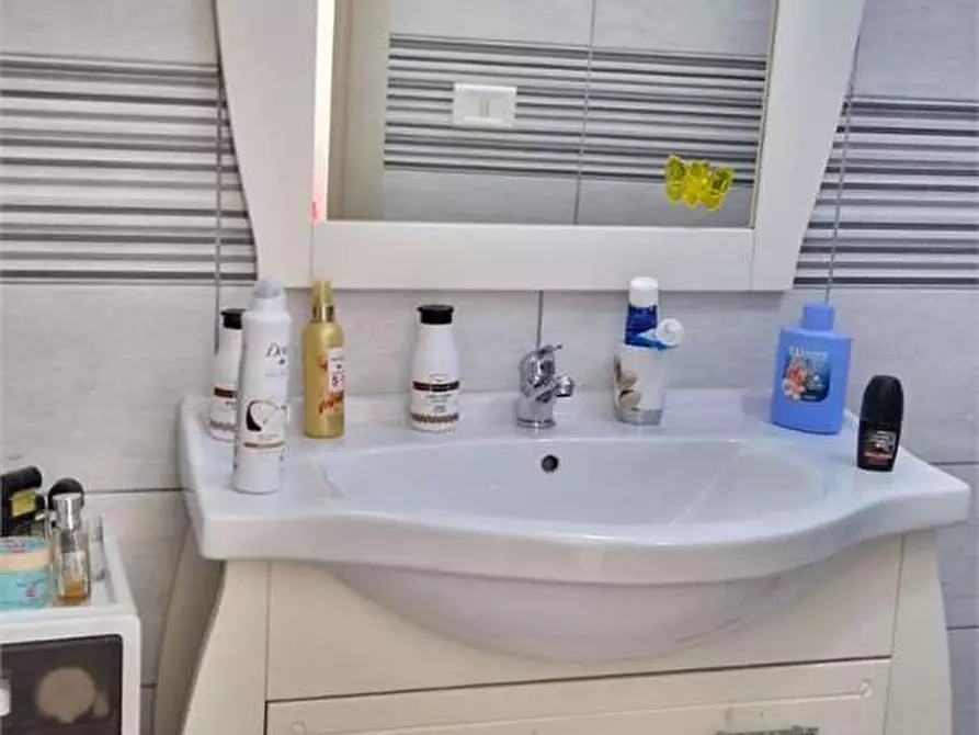 Immagine 40 di Casa indipendente in vendita  a Bitonto