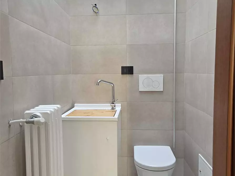 Immagine 25 di Appartamento in vendita  a Bitonto