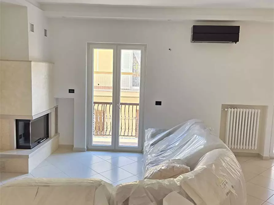 Immagine 26 di Appartamento in vendita  a Bitonto