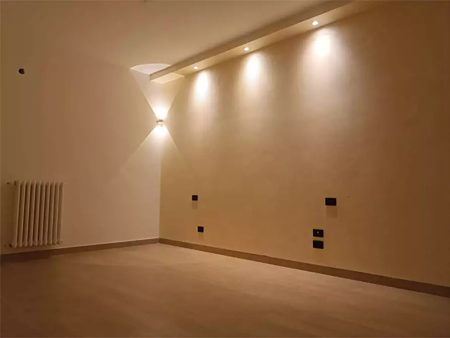 Immagine 53 di Appartamento in vendita  a Bitonto