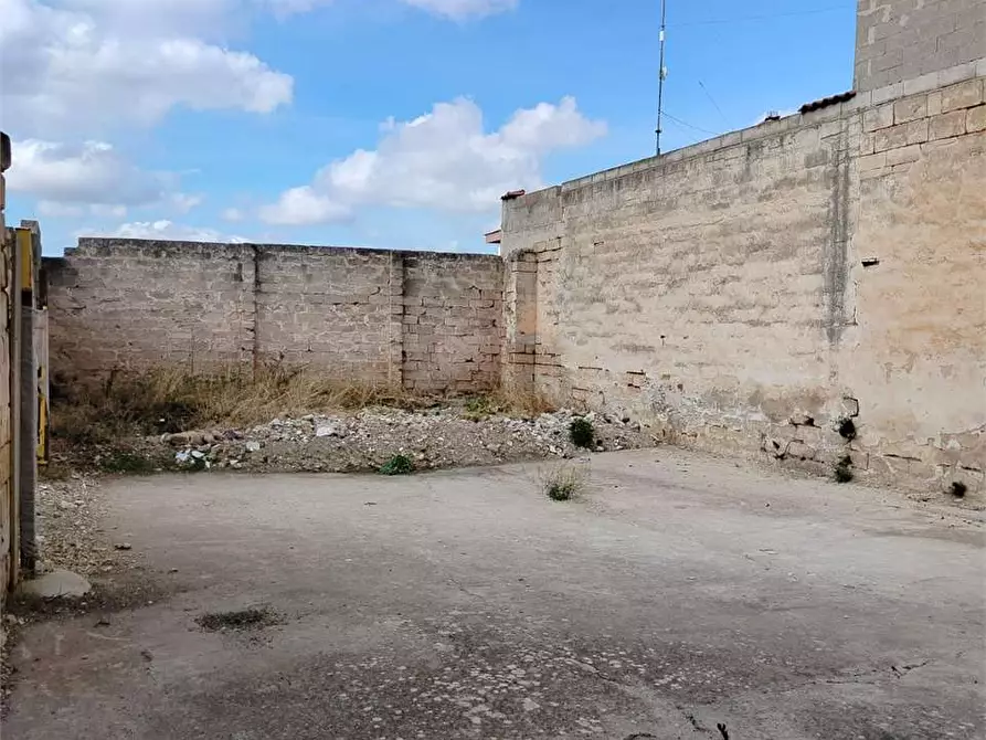 Immagine 10 di Terreno edificabile in vendita  a Bitonto
