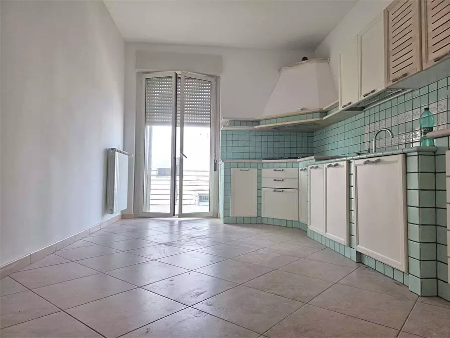 Immagine 22 di Appartamento in vendita  a Bitonto