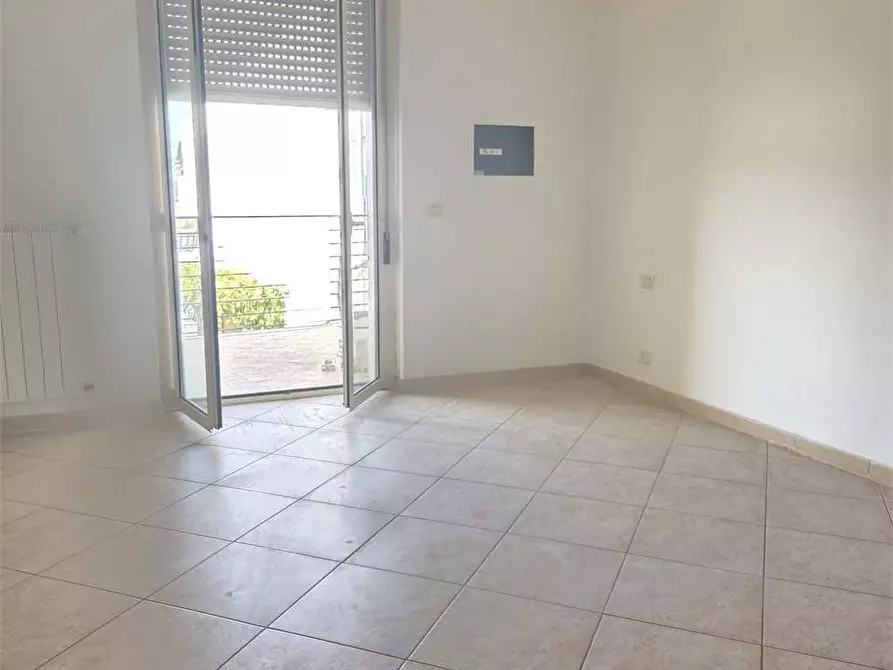 Immagine 38 di Appartamento in vendita  a Bitonto