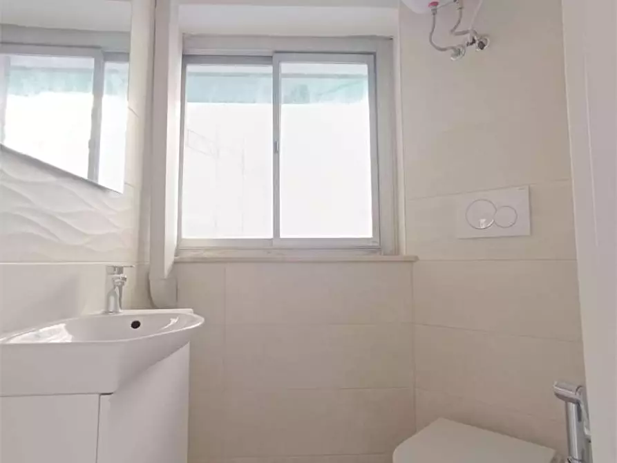 Immagine 3 di Appartamento in affitto  a Bitonto