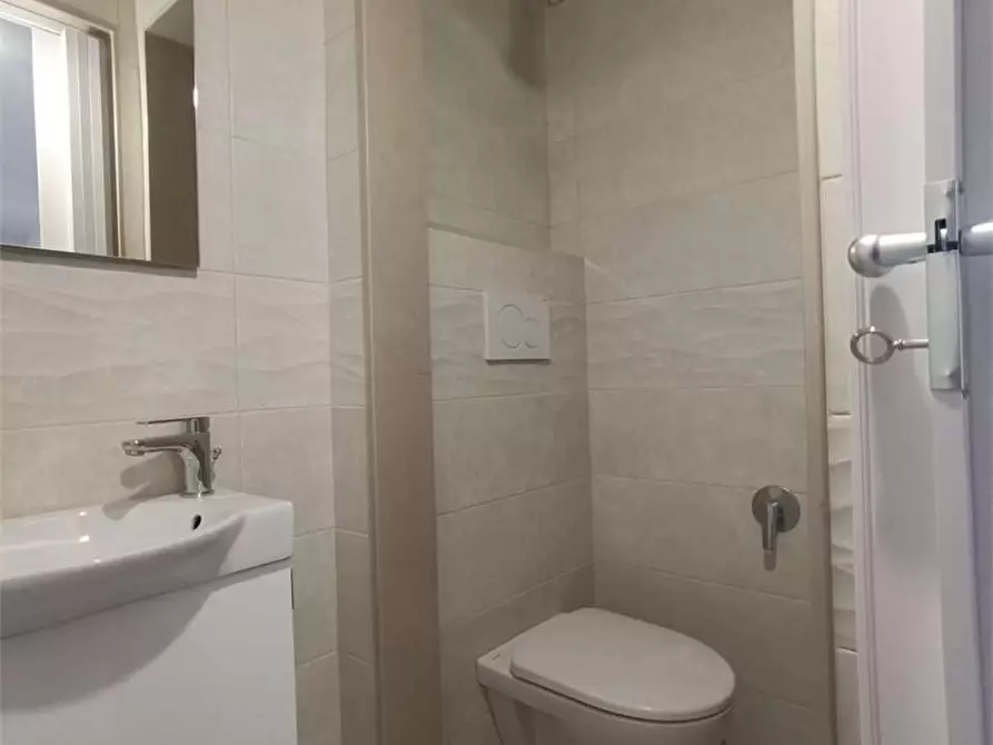 Immagine 15 di Appartamento in affitto  a Bitonto