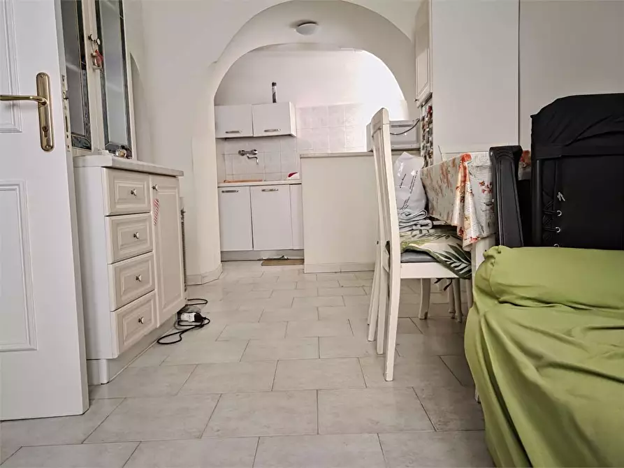 Immagine 12 di Appartamento in vendita  a Bitonto