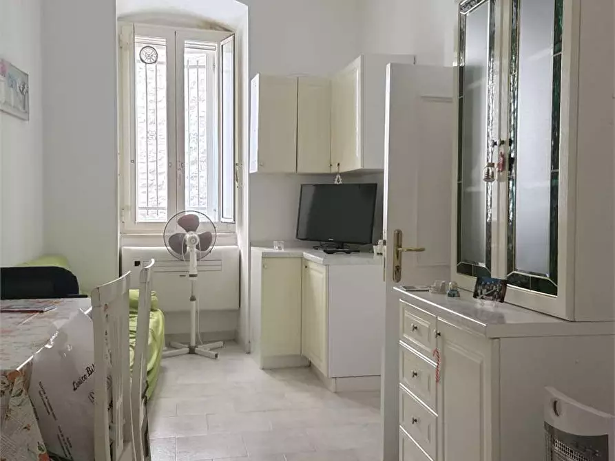 Immagine 14 di Appartamento in vendita  a Bitonto