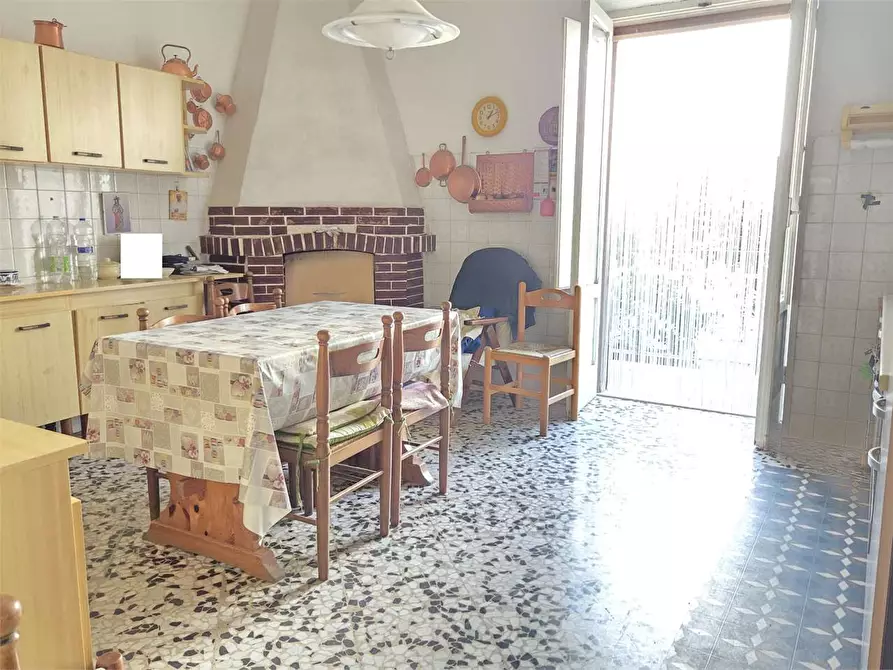 Immagine 4 di Appartamento in vendita  a Bitonto