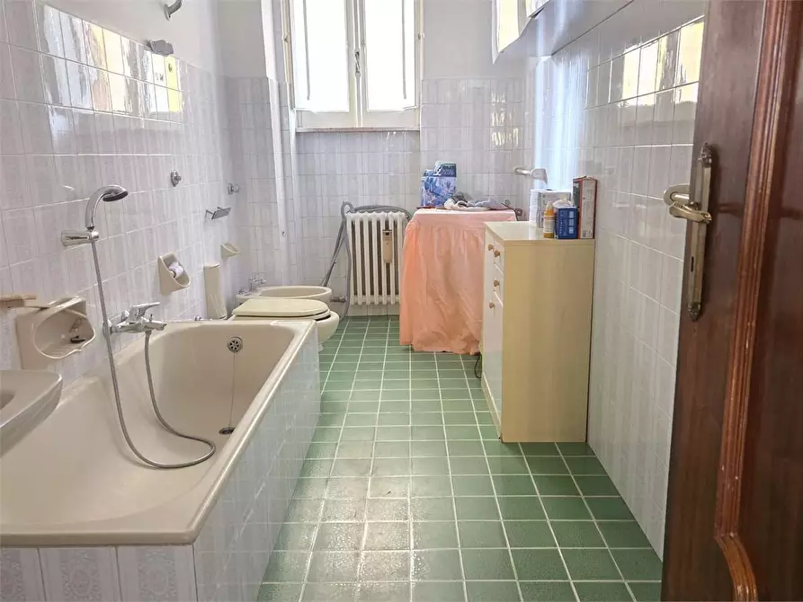 Immagine 16 di Appartamento in vendita  a Bitonto