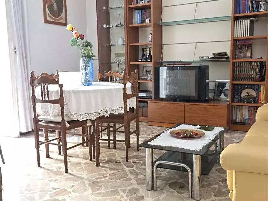 Immagine 37 di Appartamento in vendita  a Bitonto