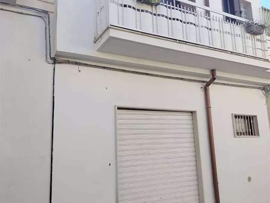 Immagine 8 di Casa indipendente in vendita  a Bitonto