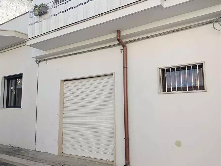Immagine 11 di Casa indipendente in vendita  a Bitonto