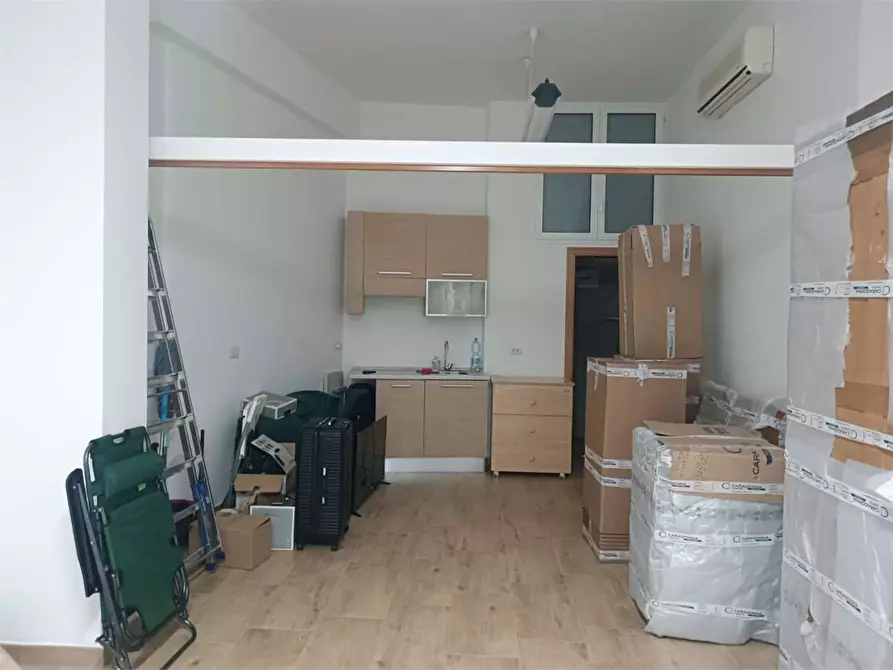 Immagine 6 di Monolocale in vendita  a Bitonto