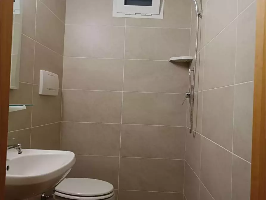 Immagine 12 di Monolocale in vendita  a Bitonto