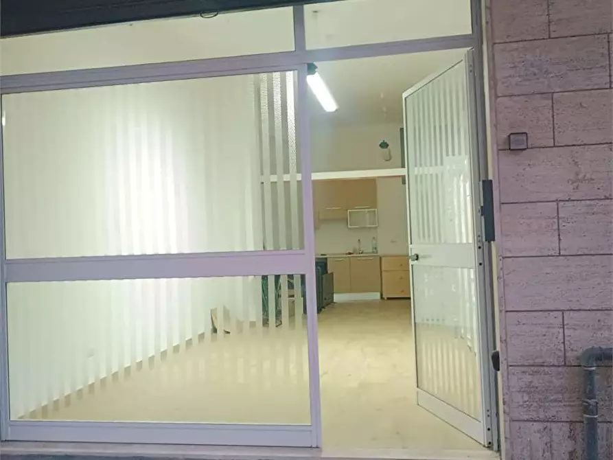 Immagine 15 di Monolocale in vendita  a Bitonto