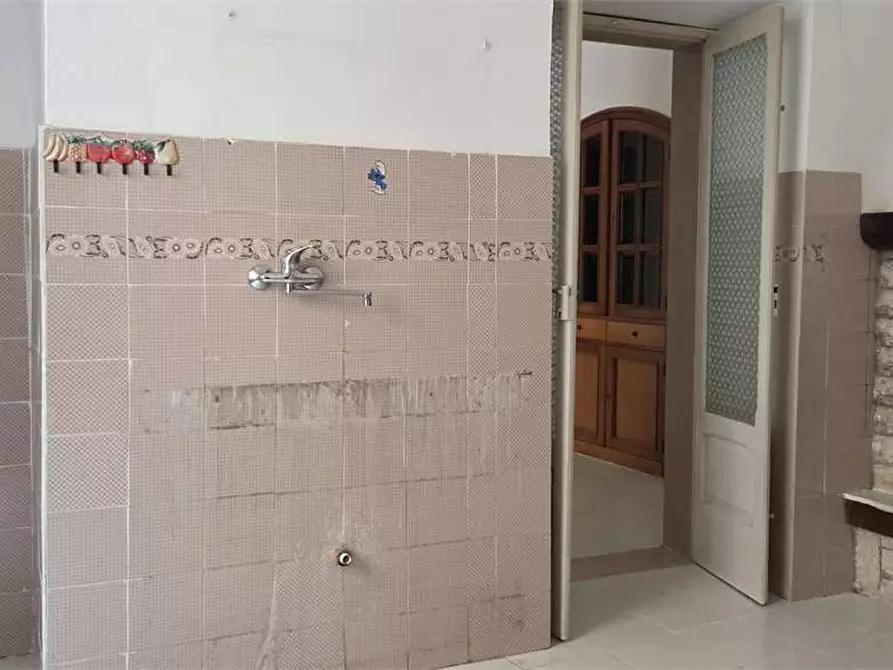 Immagine 14 di Appartamento in vendita  a Bitonto