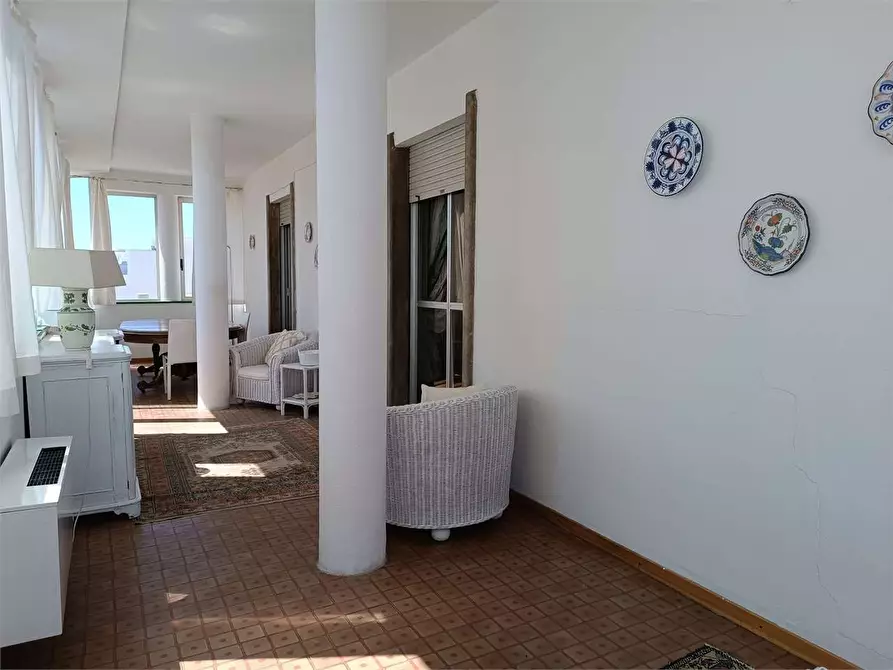 Immagine 8 di Attico in vendita  a Bitonto