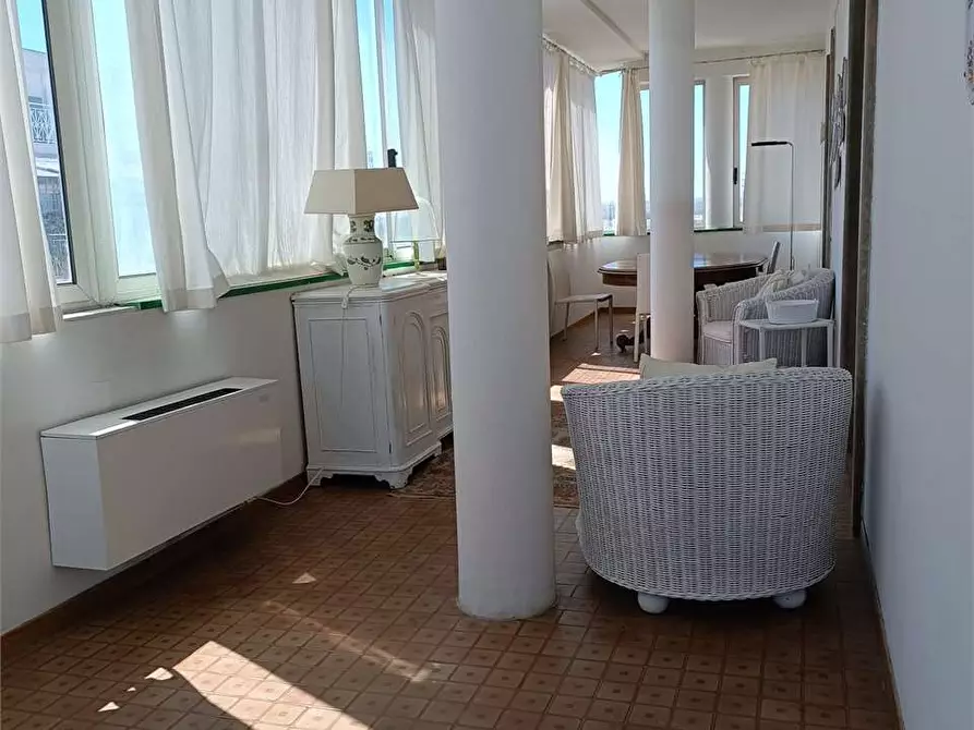 Immagine 9 di Attico in vendita  a Bitonto