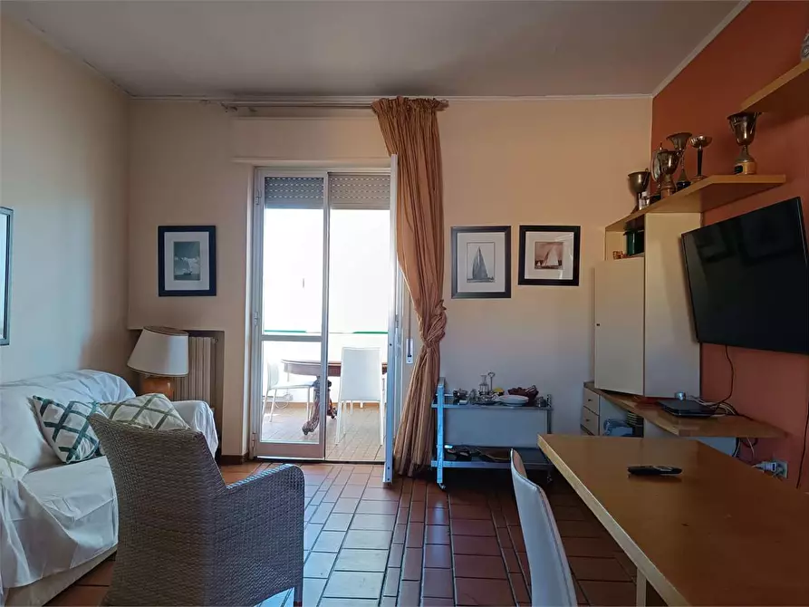 Immagine 42 di Attico in vendita  a Bitonto