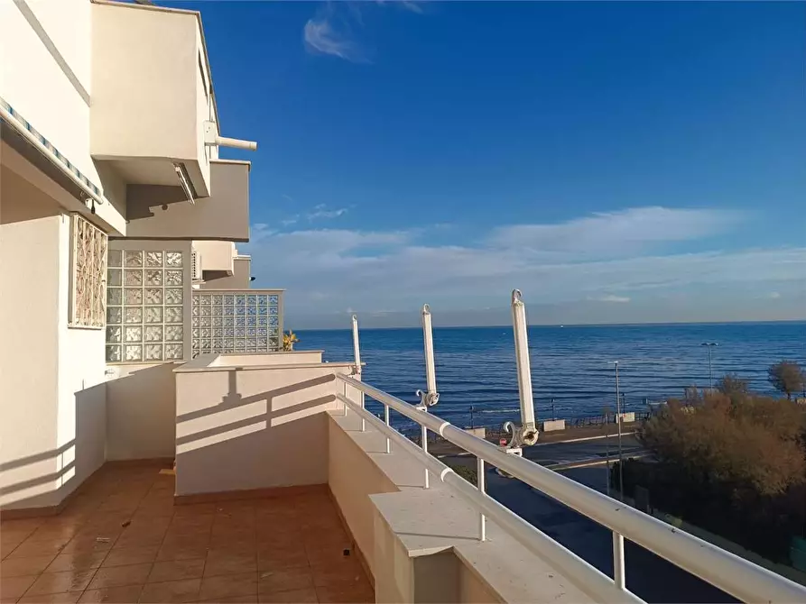 Immagine 20 di Appartamento in vendita  a Bari