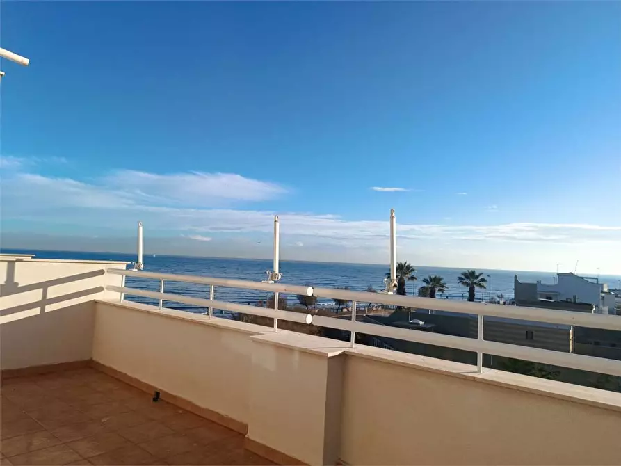 Immagine 23 di Appartamento in vendita  a Bari