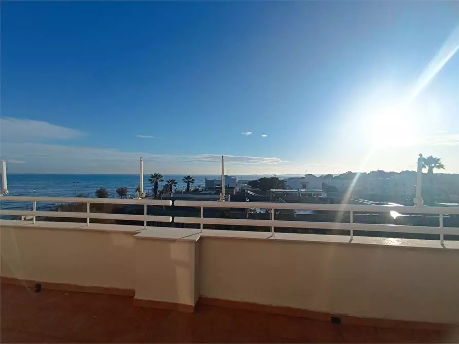 Immagine 25 di Appartamento in vendita  a Bari