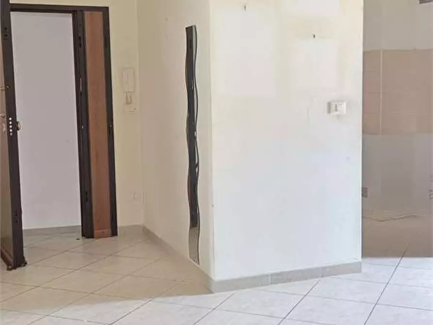 Immagine 9 di Trilocale in vendita  a Bitonto