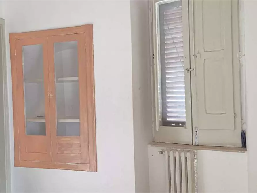 Immagine 23 di Trilocale in vendita  a Bitonto