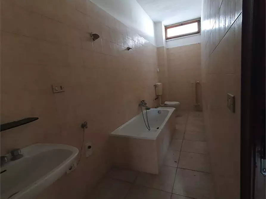 Immagine 8 di Appartamento in vendita  a Bari