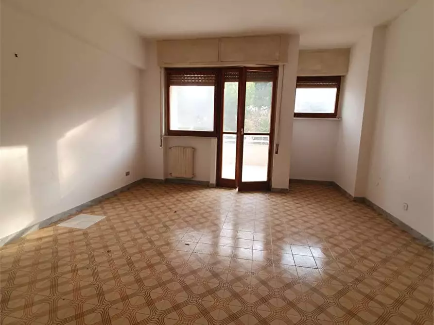 Immagine 15 di Appartamento in vendita  a Bari