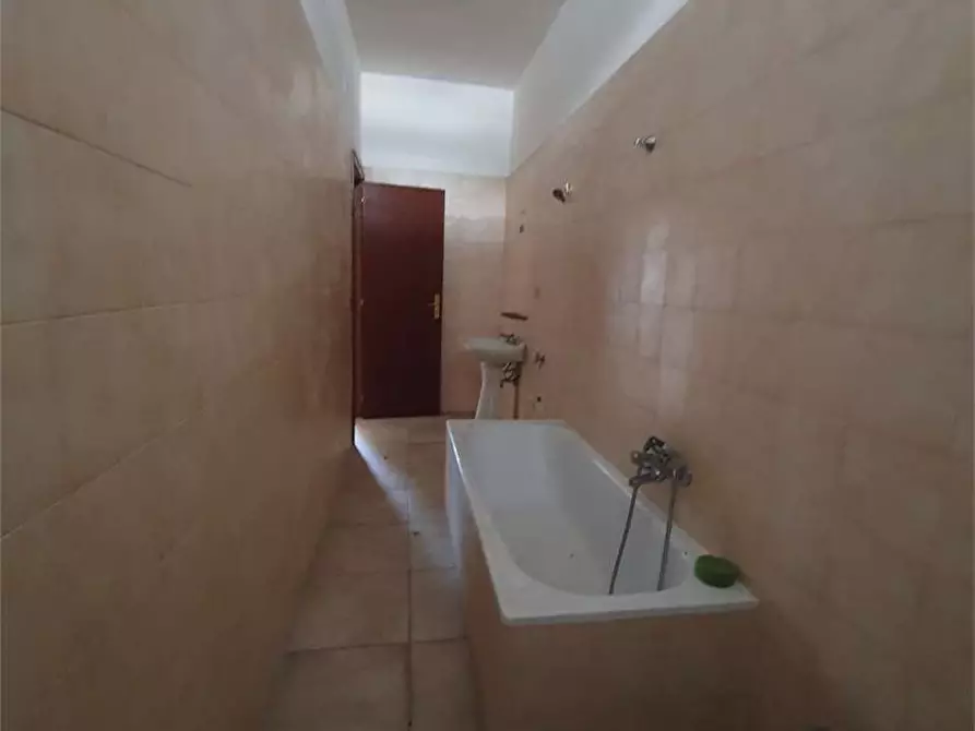 Immagine 16 di Appartamento in vendita  a Bari