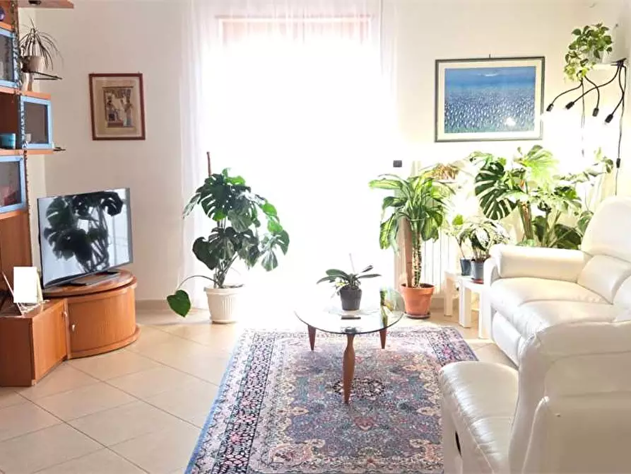 Immagine 1 di Appartamento in vendita  a Bitonto