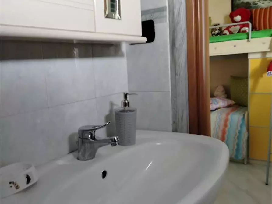 Immagine 13 di Casa indipendente in vendita  a Bitonto