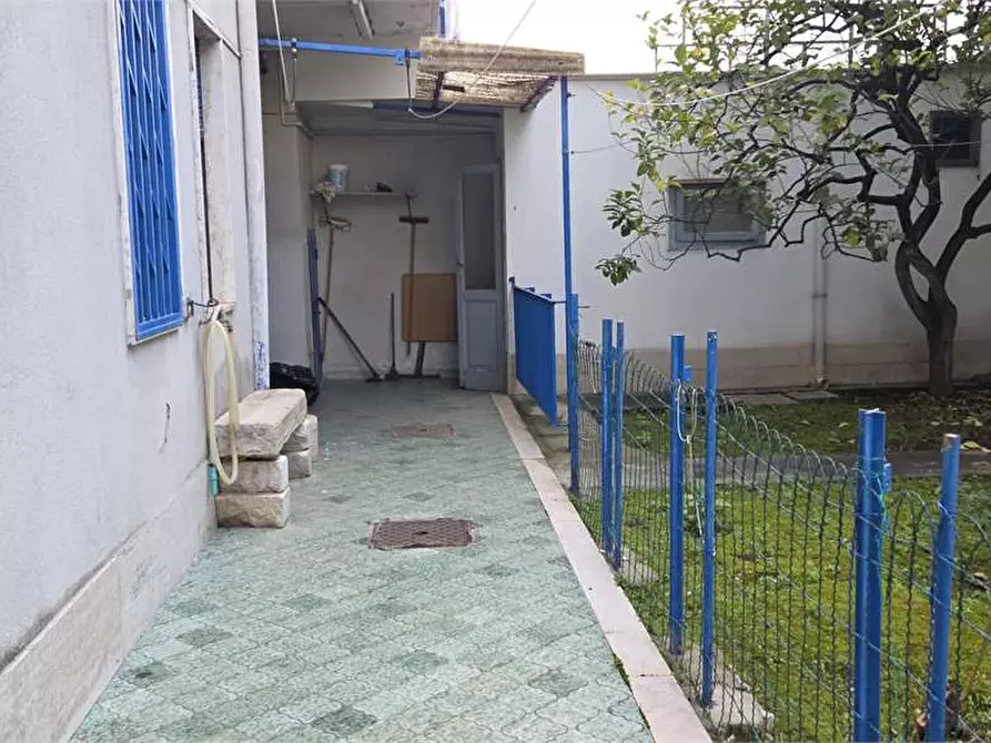 Immagine 36 di Appartamento in vendita  a Bitonto