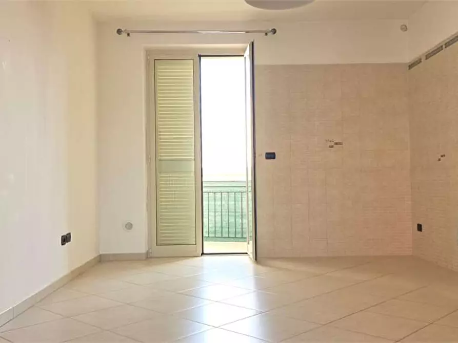 Immagine 4 di Appartamento in vendita  a Bitonto