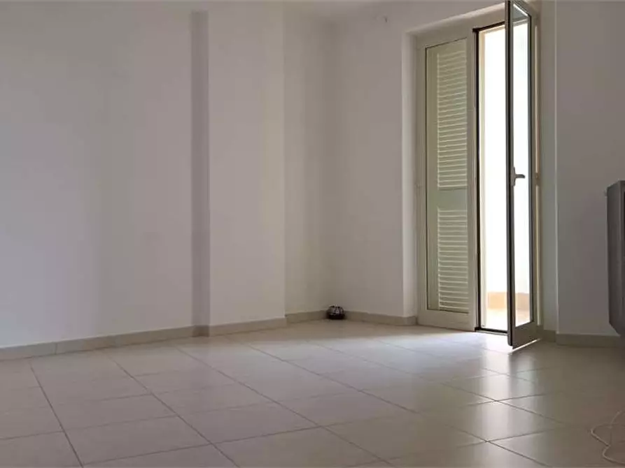 Immagine 5 di Appartamento in vendita  a Bitonto