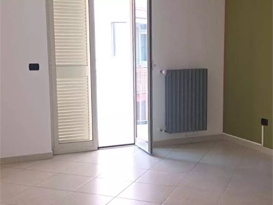 Immagine 25 di Appartamento in vendita  a Bitonto