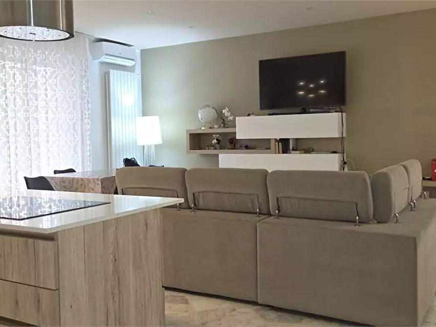 Immagine 3 di Appartamento in vendita  a Bitonto