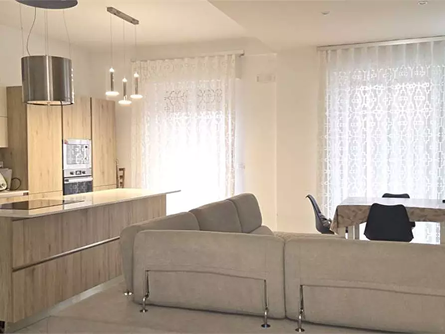 Immagine 22 di Appartamento in vendita  a Bitonto