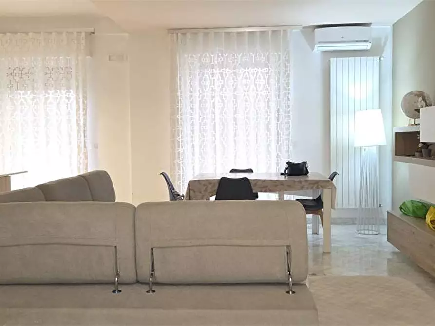 Immagine 24 di Appartamento in vendita  a Bitonto